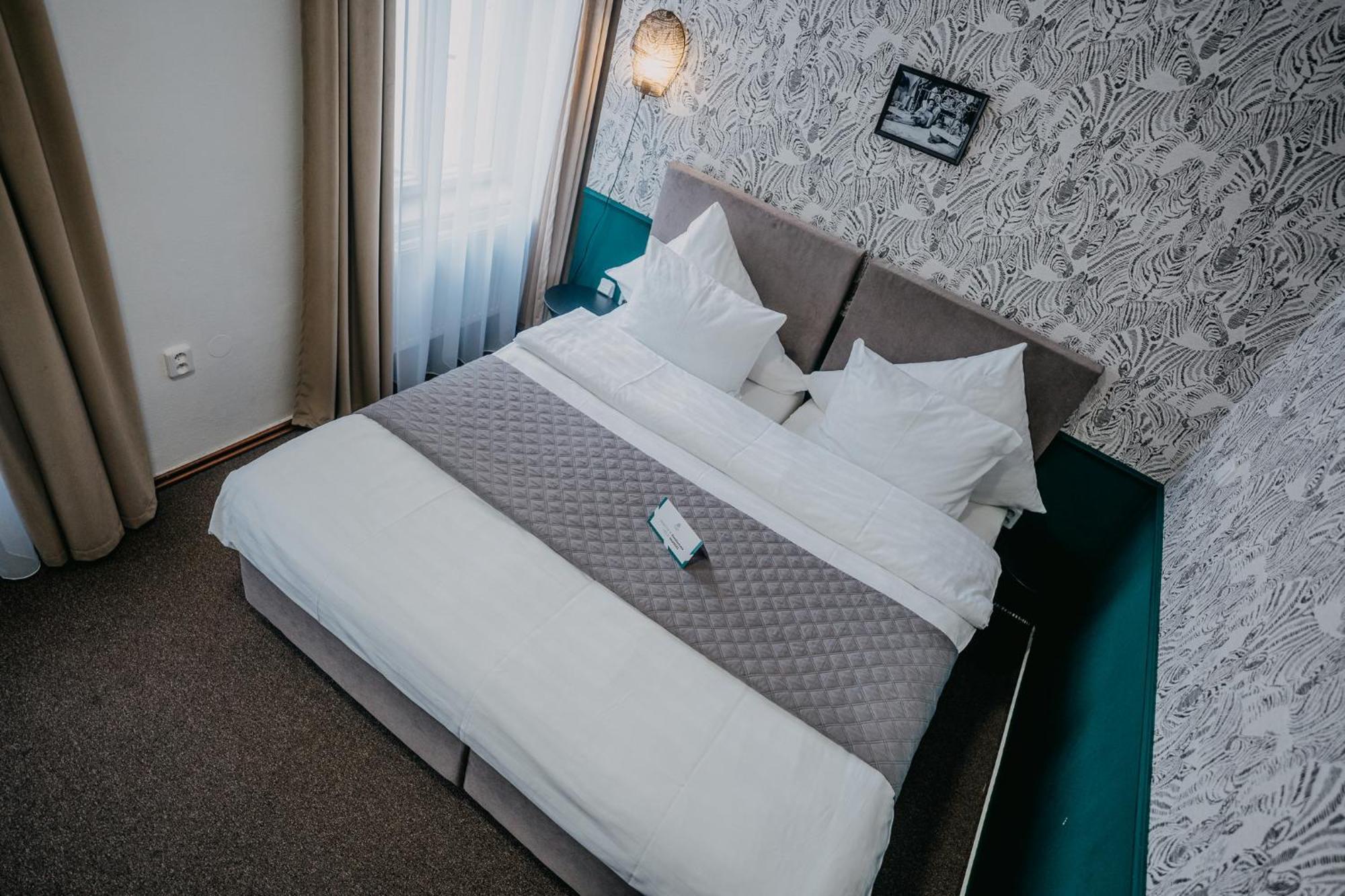House Hotel Hradec Králové Eksteriør billede