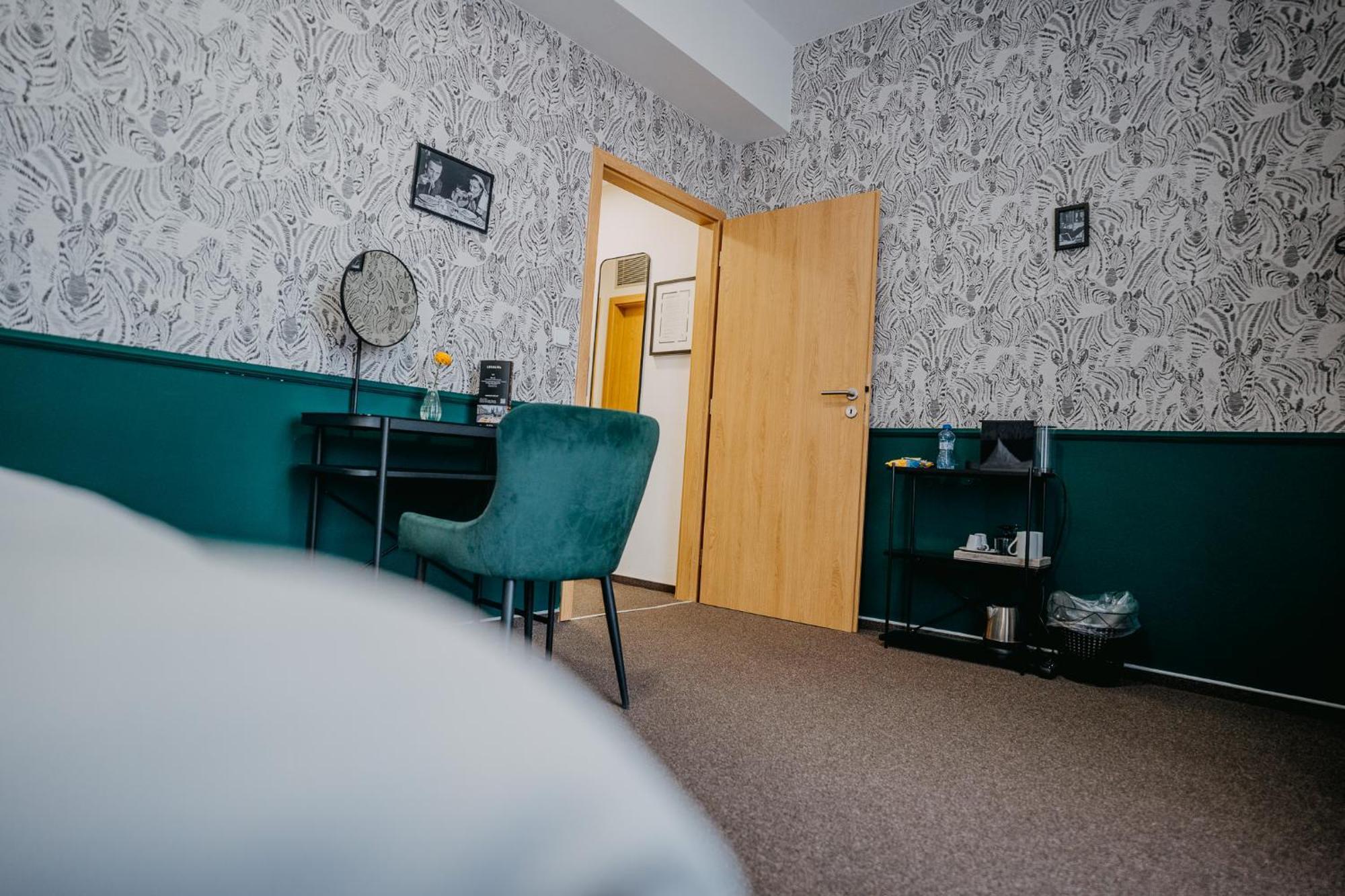 House Hotel Hradec Králové Eksteriør billede